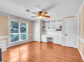 15810 Knoll Lake Drive, Houston TX 77095