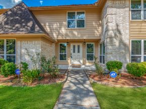 15810 Knoll Lake Drive, Houston TX 77095