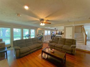 15810 Knoll Lake Drive, Houston TX 77095