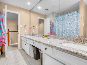 15810 Knoll Lake Drive, Houston TX 77095