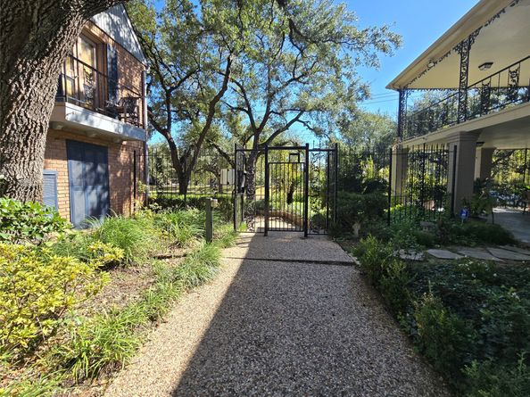 11550 Chimney Rock Road 312, Houston TX 77035