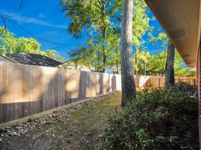 70 N Lace Arbor Drive, The Woodlands TX 77382