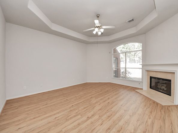 70 N Lace Arbor Drive, The Woodlands TX 77382