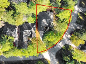 70 N Lace Arbor Drive, The Woodlands TX 77382