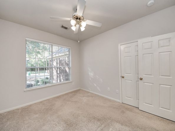 70 N Lace Arbor Drive, The Woodlands TX 77382