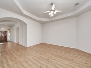 70 N Lace Arbor Drive, The Woodlands TX 77382