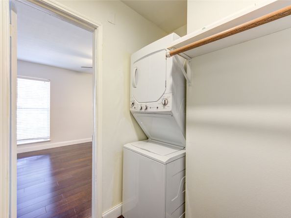 1909 Brun Street 16, Houston TX 77019