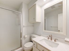 1909 Brun Street 16, Houston TX 77019