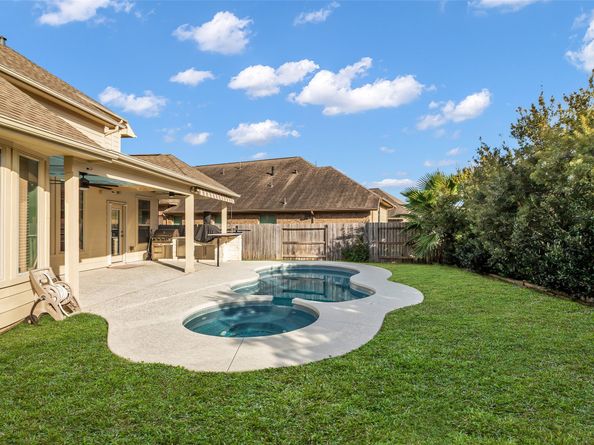 2645 Ivy Wood Lane, Conroe TX 77385