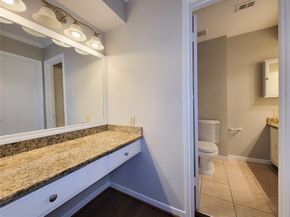 10276 Briar Forest Drive 25, Houston TX 77042