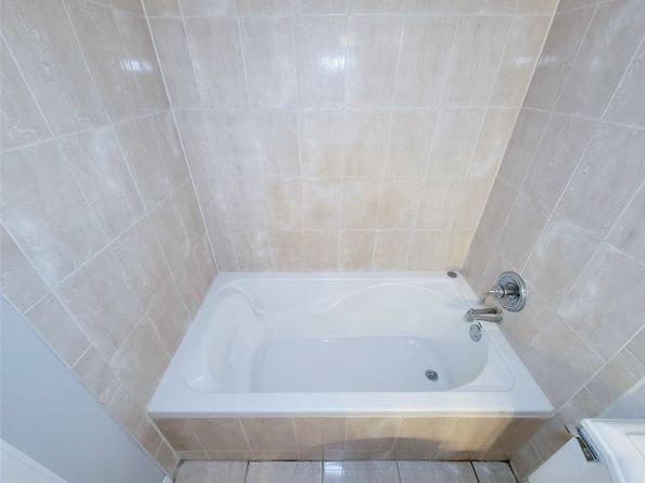 10276 Briar Forest Drive 25, Houston TX 77042