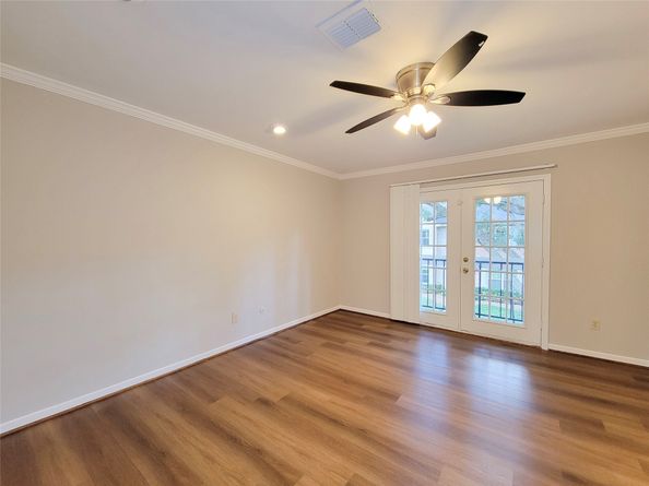 10276 Briar Forest Drive 25, Houston TX 77042