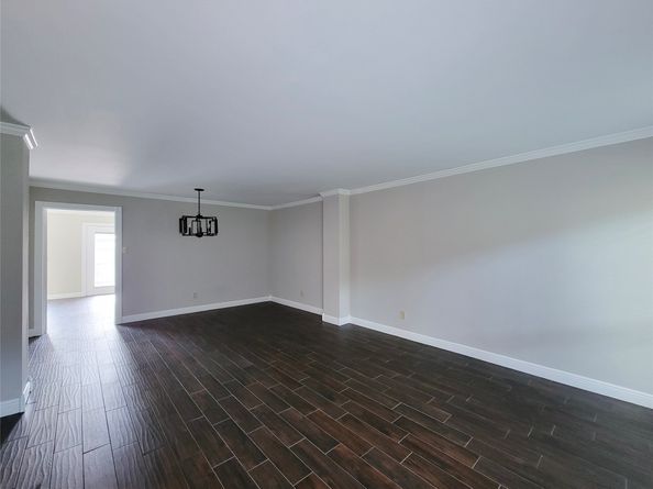 10276 Briar Forest Drive 25, Houston TX 77042