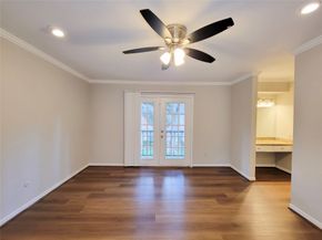 10276 Briar Forest Drive 25, Houston TX 77042