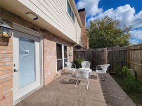 10276 Briar Forest Drive 25, Houston TX 77042