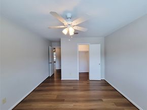 10276 Briar Forest Drive 25, Houston TX 77042