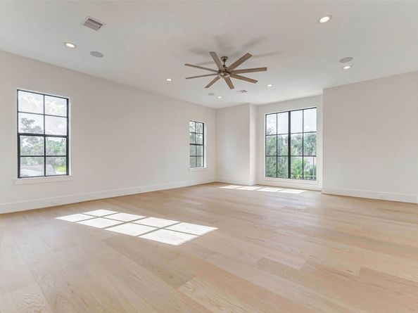 6911 Hartland Avenue, Houston TX 77055