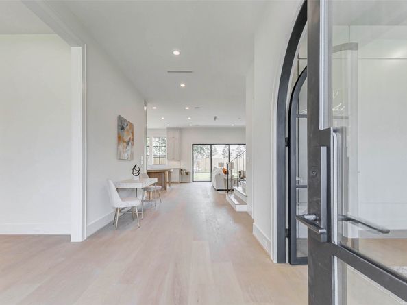 6911 Hartland Avenue, Houston TX 77055