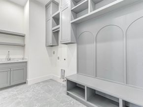 6911 Hartland Avenue, Houston TX 77055