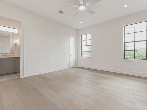 6911 Hartland Avenue, Houston TX 77055