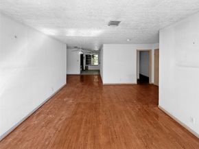 3026 Fairhope Street, Houston TX 77025