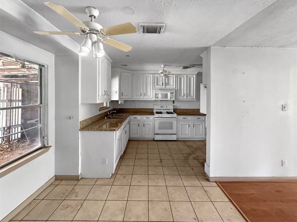 3026 Fairhope Street, Houston TX 77025