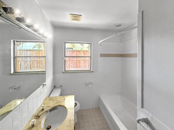 3026 Fairhope Street, Houston TX 77025