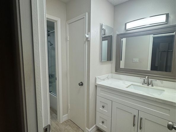 8555 Sands Point Drive 90, Houston TX 77036