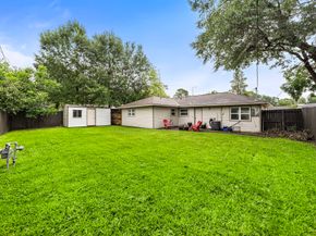 5914 Darnell Street, Houston TX 77074