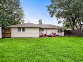 5914 Darnell Street, Houston TX 77074