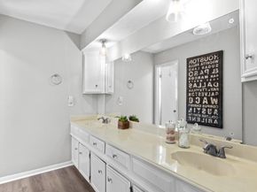 13910 Ella Lee Lane, Houston TX 77077