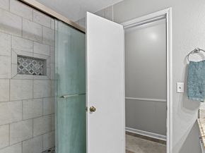 13910 Ella Lee Lane, Houston TX 77077