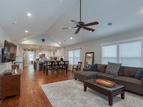 509 Vincent Street, Houston TX 77009