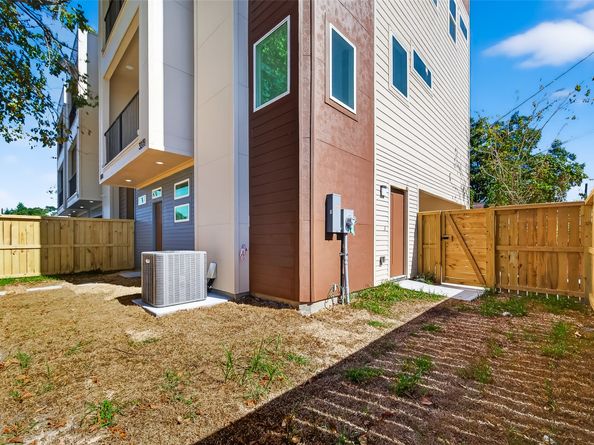 3319 Nettleton Street, Houston TX 77004