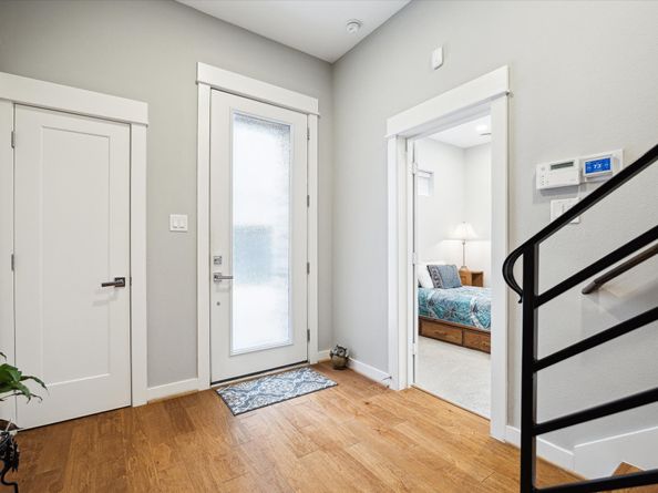 4618 La Branch Street, Houston TX 77004