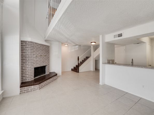 2800 Jeanetta Street 908, Houston TX 77063