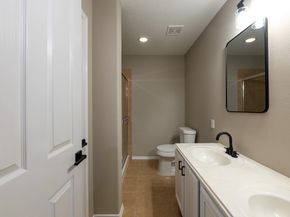 13600 Breton Ridge Street 35C, Houston TX 77070