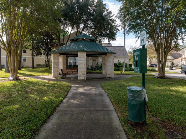 13600 Breton Ridge Street 35C, Houston TX 77070