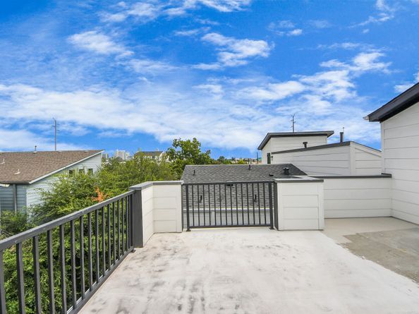 2014 Blodgett Street, Houston TX 77004