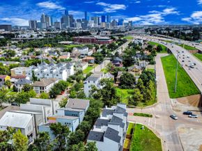 2014 Blodgett Street, Houston TX 77004