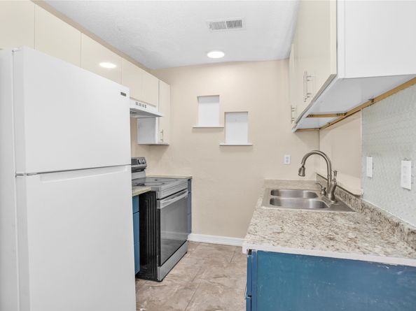 17210 Imperial Valley Drive 55, Houston TX 77060