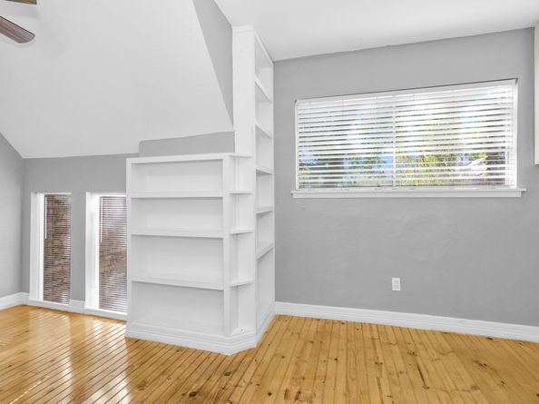 17210 Imperial Valley Drive 55, Houston TX 77060