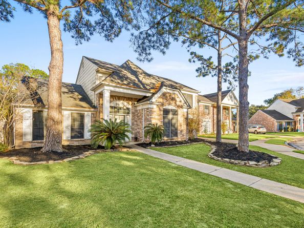 7510 Blue Bonnet Run Court, Houston TX 77095