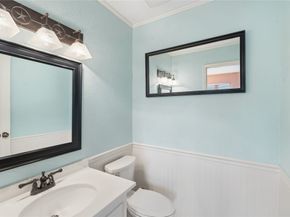 8115 Town Creek Drive, Houston TX 77095