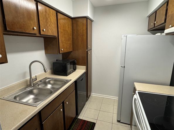 8423 Hearth Drive 3, Houston TX 77054