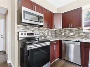 11727 Gardenglen Drive, Houston TX 77070