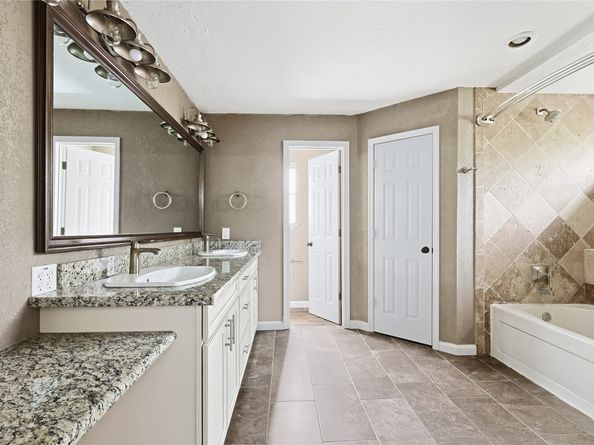 11727 Gardenglen Drive, Houston TX 77070