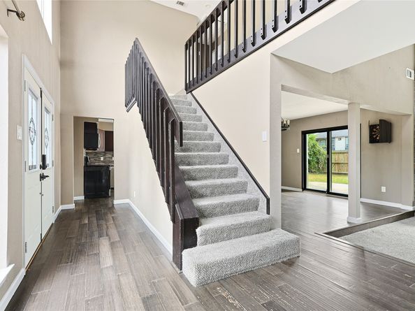 11727 Gardenglen Drive, Houston TX 77070