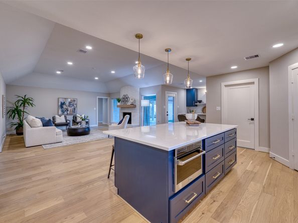 7602 Pagewood Lane, Houston TX 77063