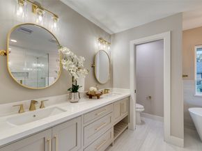 7602 Pagewood Lane, Houston TX 77063